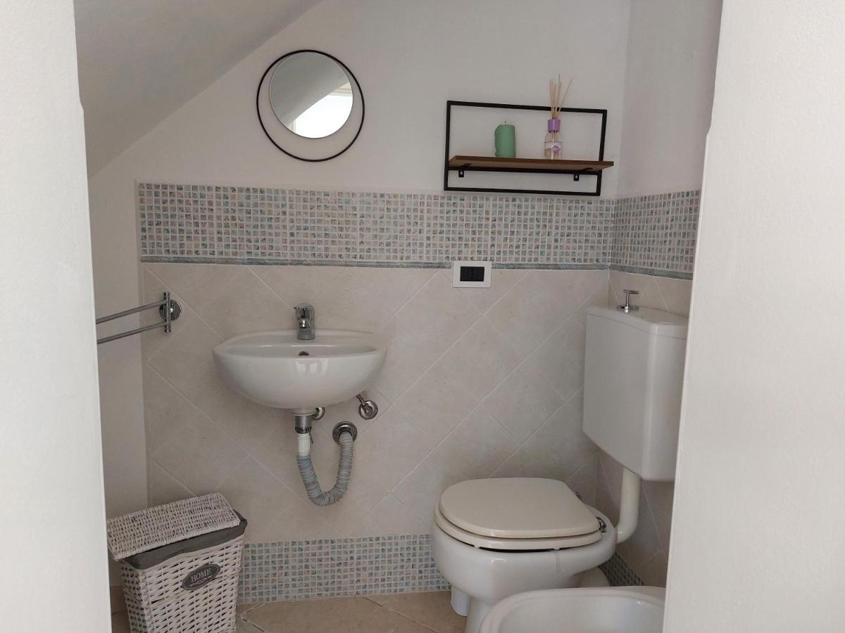 Una Finestra Sul Mare Monolocale Apartment Bergeggi Exterior photo